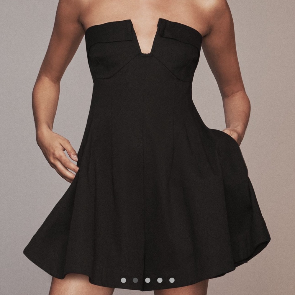 Maeve Strapless Mini Plunge Neck Romper